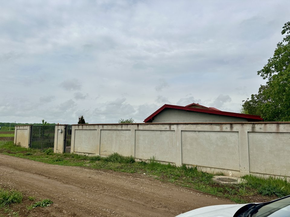 Casa Ciolpani 270mp garaj 50mp teren 2060mp