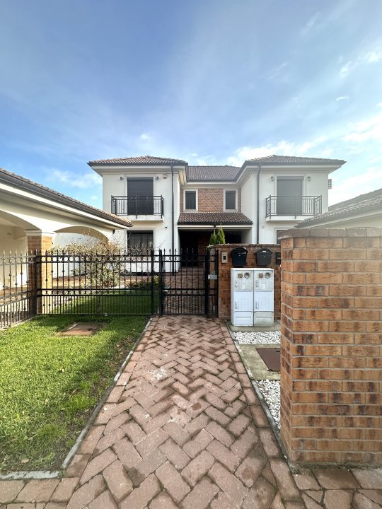 Duplex de vanzare