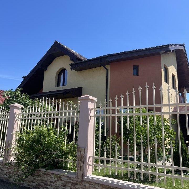 Proprietar unic VAND casa