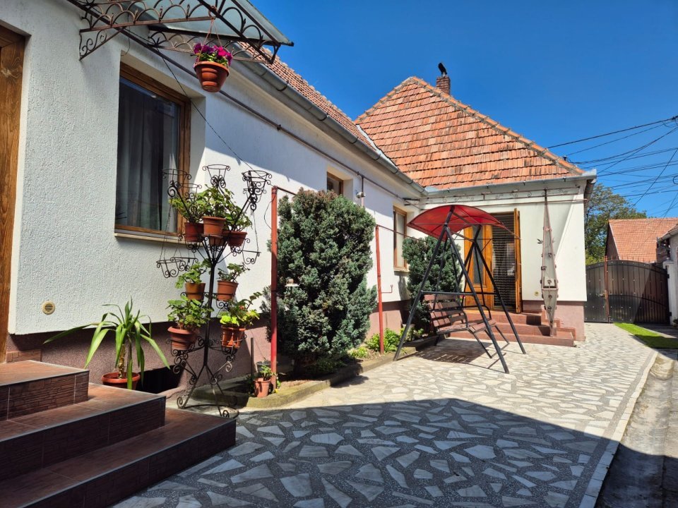 Vând casă în Sebeş