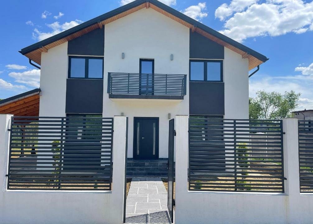 Casa de vanzare langa padurea Cocosesti