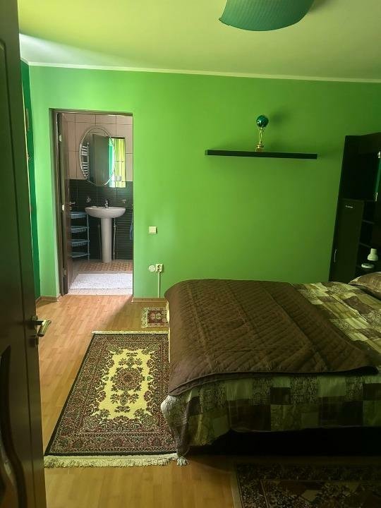 Vand casa si teren Brosteni jud Suceava