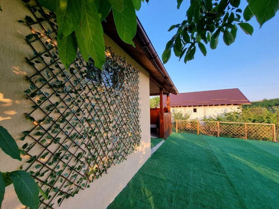 Casa aprilie 2023 Comana, Giurgiu, teren 733m2, colina, asfalt