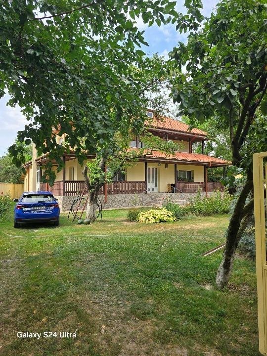 Casa mare cu teren NICORESTI, jud. Galati