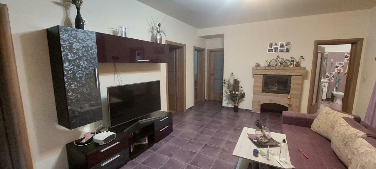 Casa individuala, complet mobilata, in Cornesti Timis Timisoara, lângă Sanandrei