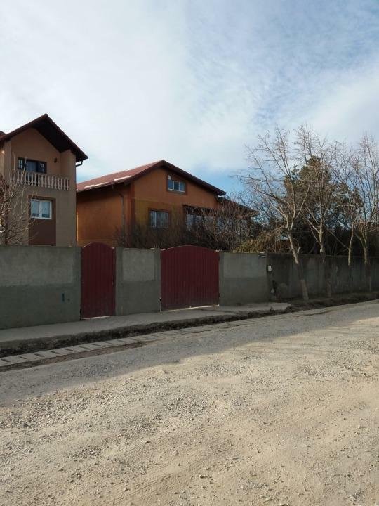 De vanzare: Casa Duplex (pe Verticala)