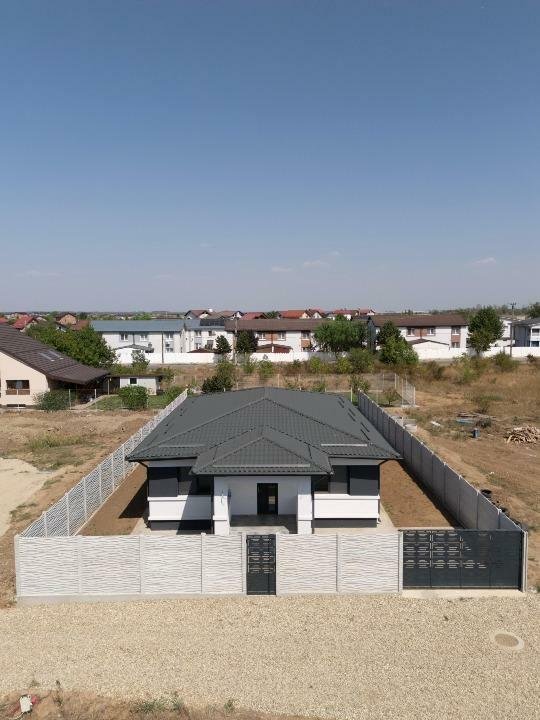 Vand casa parter Dragomiresti-Vale, 4 camere, pompa de caldura