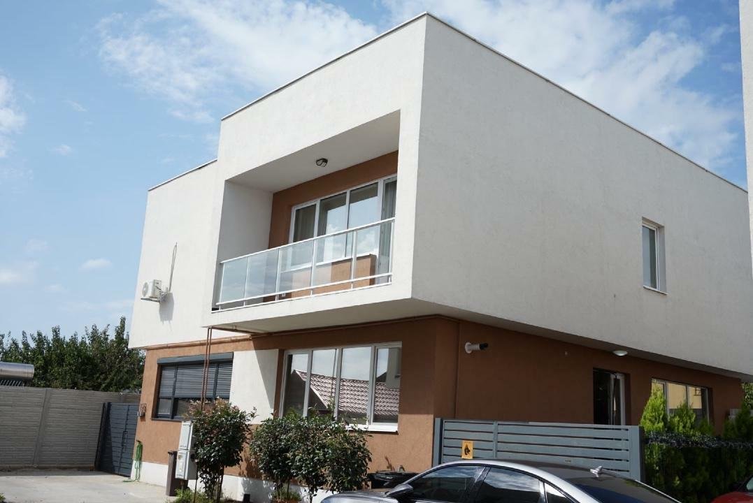 Vila tip duplex in cartier privat de vanzare complet mobilata/utilata