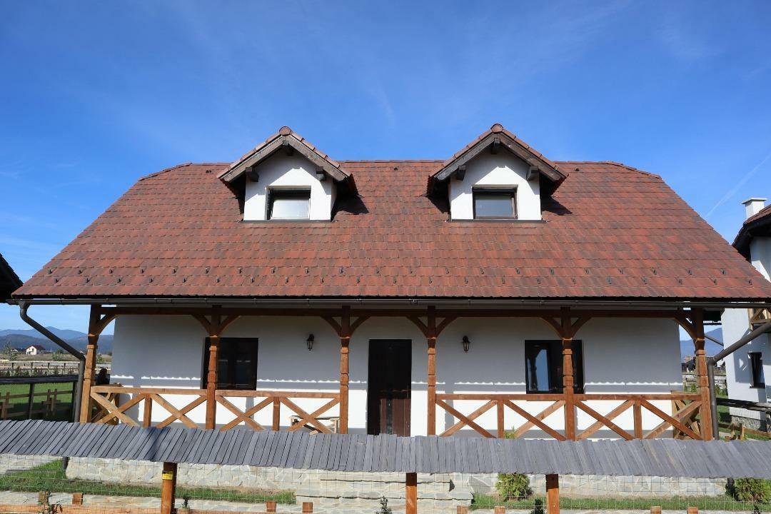 Casa Cristian, P+M, 0% Comision, Direct de la Proprietar, 748mp teren