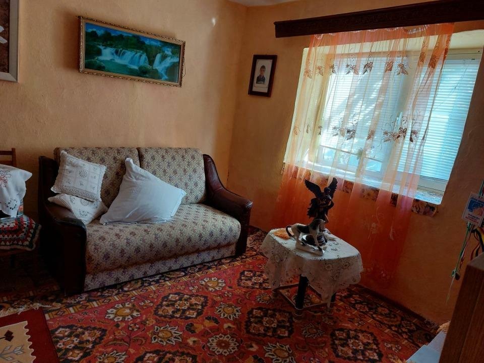 Casa Batraneasca + Teren Intravilan Negru-Voda