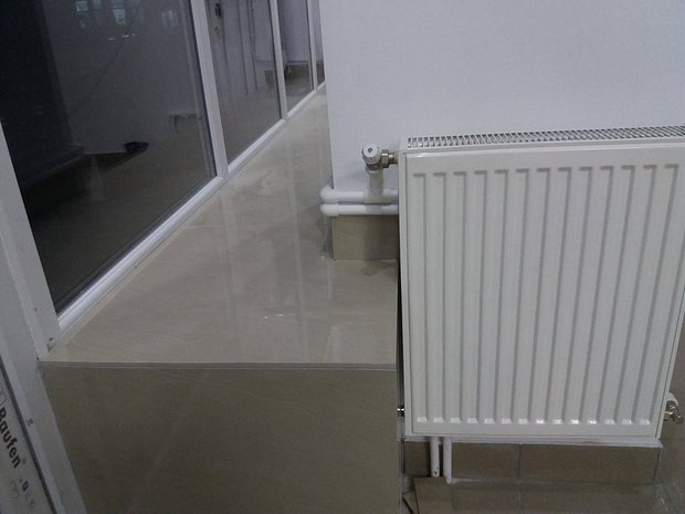 Filiaşi De închiriat Spaţiu Comercial Ultracentral Lânga