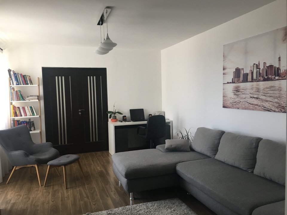 Vand Apartament Camere Tip C Str Sovata Panorama Spre Crisul Repede Apartament Cu