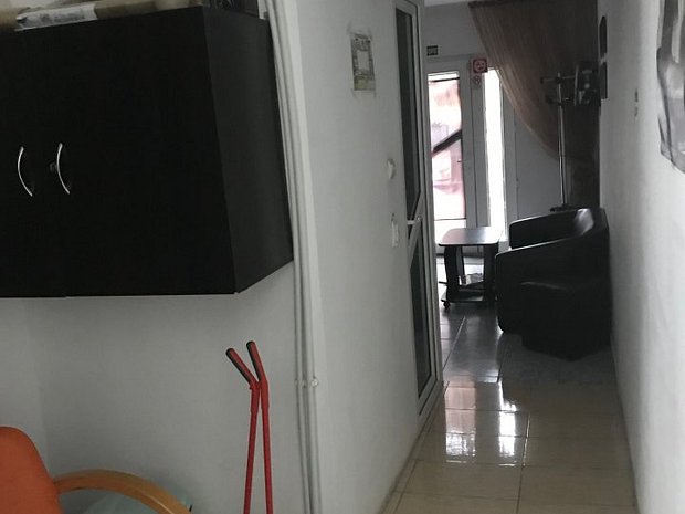 Spatiu Birouri Ideal Cabinet Medical Notarial Coafor Apartament