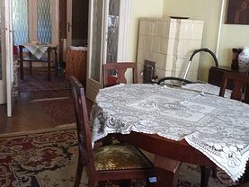 Apartament de închiriat 4 camere în Satu Mare, Central