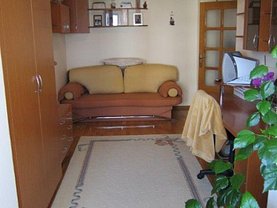 Apartament de vânzare 3 camere în Bacau, Nord