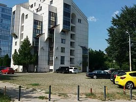 Apartament de vânzare 3 camere în Bacau, Ultracentral