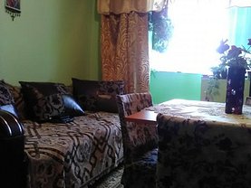 Apartament de vânzare 3 camere în Insuratei, Central
