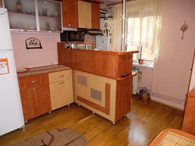 Apartament de vânzare 4 camere în Deva, Gojdu