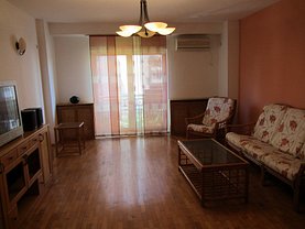 Apartament de vânzare 3 camere în Bucuresti, Decebal
