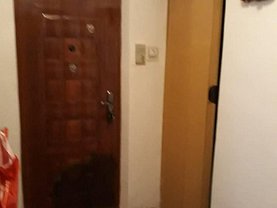 Apartament de vânzare 3 camere în Alexandria, Vest