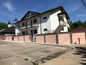 Apartament de vânzare 3 camere în Vaslui, Spital