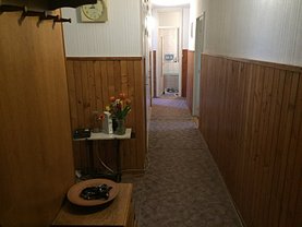 Apartament de vânzare 4 camere în Miercurea-Ciuc, Central