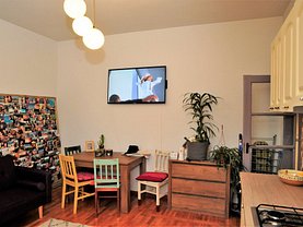 Apartament de vânzare 2 camere în Baia Mare, Central