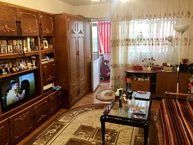 Apartament de vânzare 3 camere în Alexandria, Central