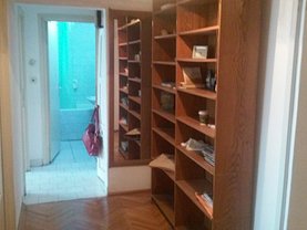 Apartament de vânzare 3 camere în Oradea, Rogerius