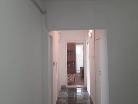 Apartament de vânzare 4 camere, în Targoviste, zona Ultracentral