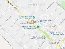 Apartament de vânzare 3 camere, în Alexandria, zona Central