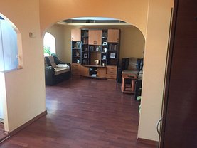 Apartament de vânzare 3 camere, în Slobozia, zona Central