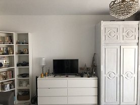 Garsonieră de vânzare, în Bucuresti, zona P-ta Alba Iulia