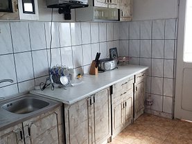 Apartament de vânzare 2 camere în Oltenita, Central