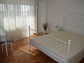 Apartament de închiriat 2 camere în Arad, Intim