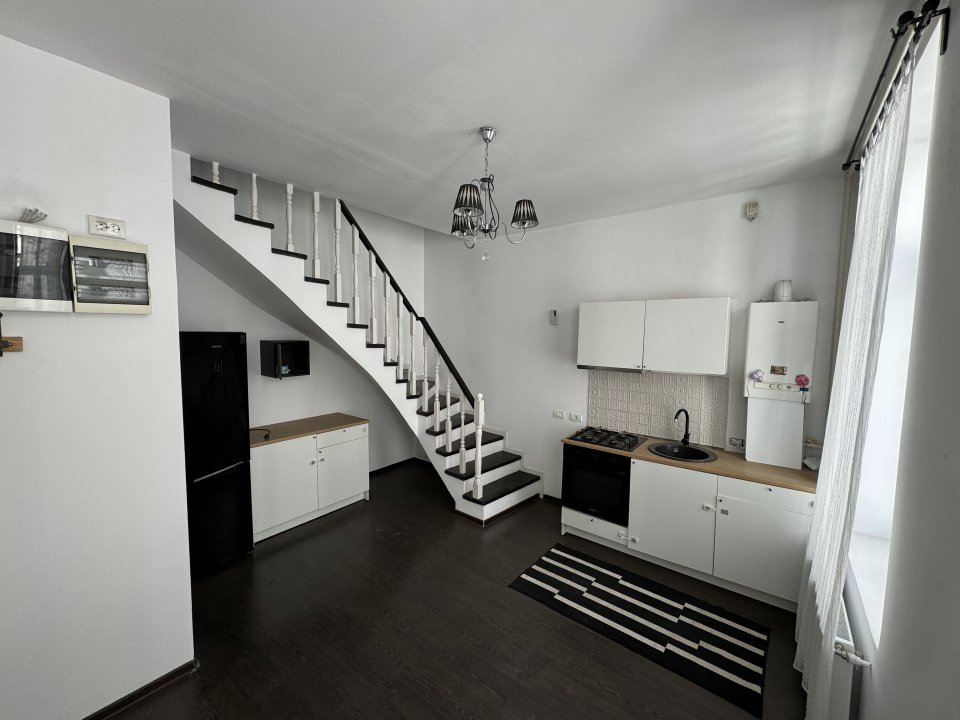 PROPRIETAR, Vand Apartament 3 camere, vila, Cismigiu
