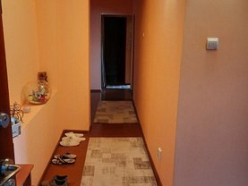 Apartament de vânzare 3 camere în Giurgiu, Central