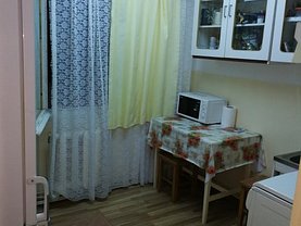 Apartament de vânzare 3 camere în Vaslui, Traian