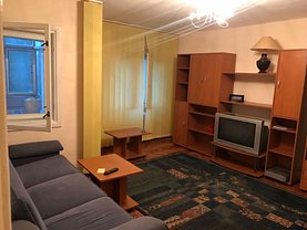 Apartament de închiriat 3 camere în Craiova, 1 Mai