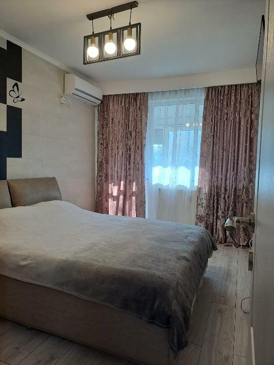 DIRECT PROPRIETAR Zero Comision Inchiriez apartament 3 camere Renovat Favorit