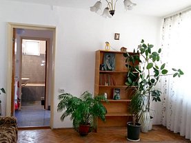 Apartament de vânzare 2 camere în Ramnicu Valcea, Central
