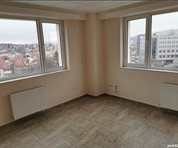 Apartament de închiriat 8 camere, în Iaşi, zona Tudor Vladimirescu