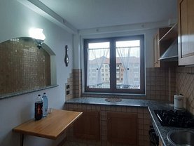 Apartament de închiriat 3 camere în Suceava, Central