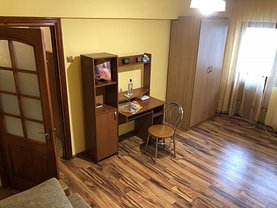 Apartament de vânzare 2 camere în Ramnicu Valcea, Ostroveni