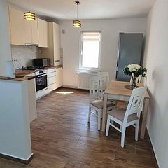 Apartamente De Inchiriat Targu Mures Zona 7 Noiembrie Anunturi Imobiliare Ro