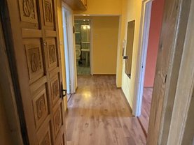 Apartament de vânzare 4 camere în Miercurea-Ciuc, Central