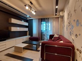 Apartament de vânzare 3 camere în Targoviste, Central
