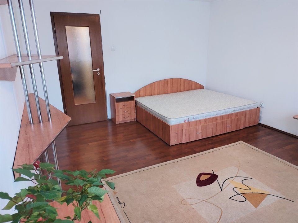Apartament cu o camera in Piata Balcescu - imaginea 2