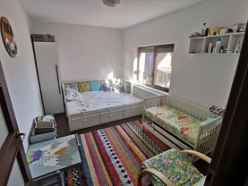 Apartament de vânzare 3 camere, în Buzău, zona 23 August