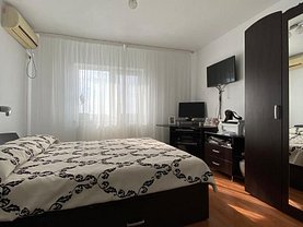 Apartament de vânzare 3 camere, în Craiova, zona 1 Mai
